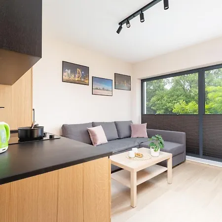 アパート Cozy Sauna & Ac By Renters *