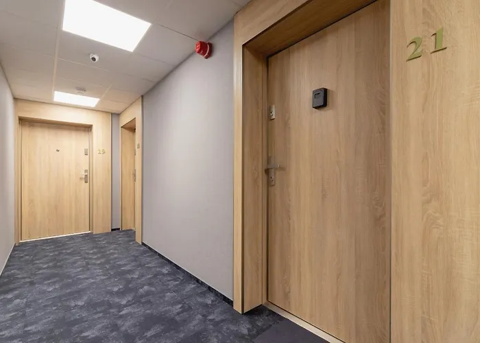 Cozy Sauna & Ac By Renters شقة كراكوفيا