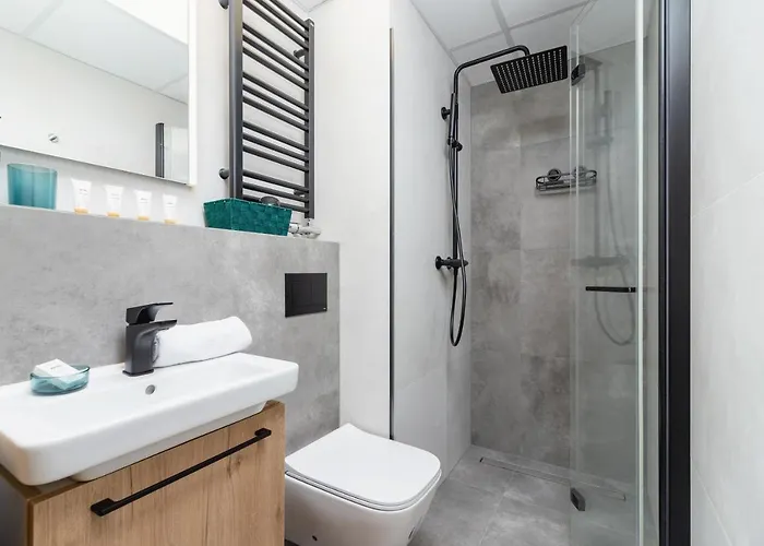 Cozy Sauna & Ac By Renters شقة